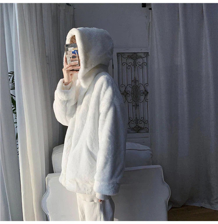 Oversized White Faux Fur Zipper Sweatshirt