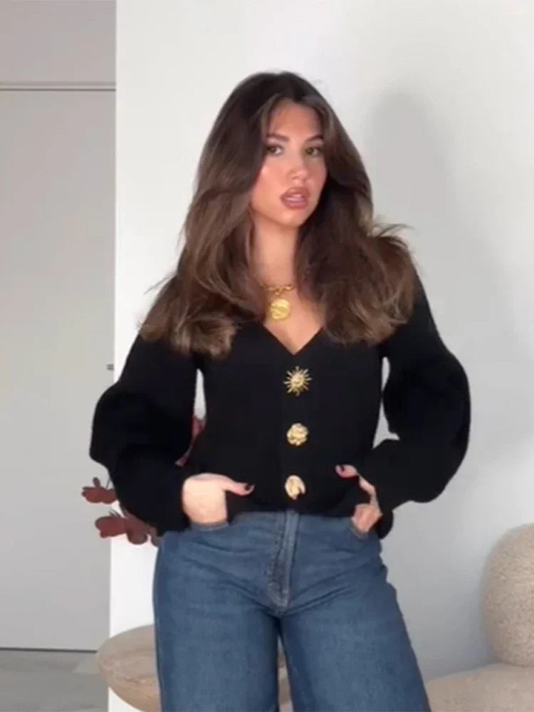 Chic V-Neck Knitted Cardigan