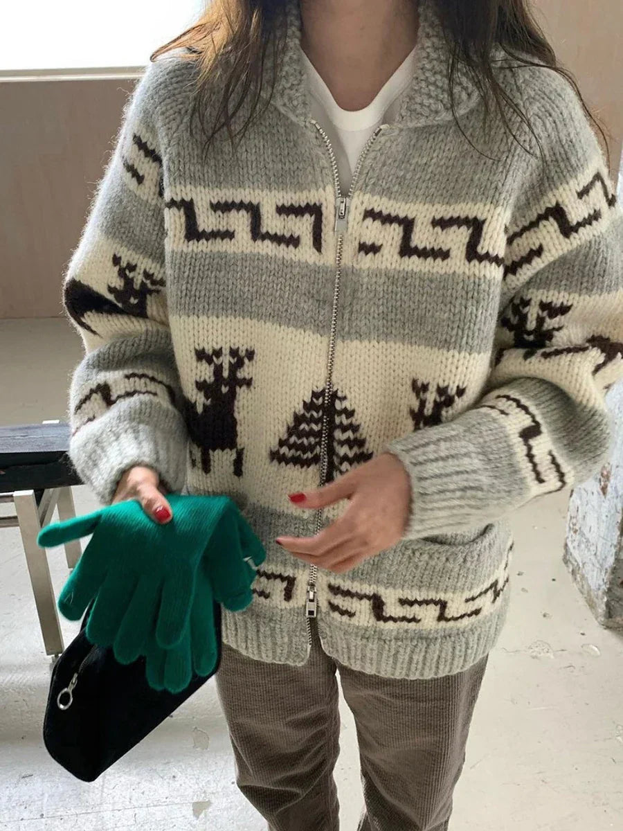 Cloud-Soft Reindeer Christmas Cardigan