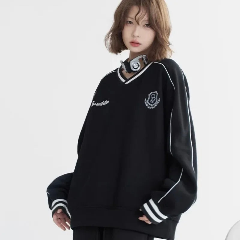 American Style Contrasting Color Retro V-Neck Sweatshirt