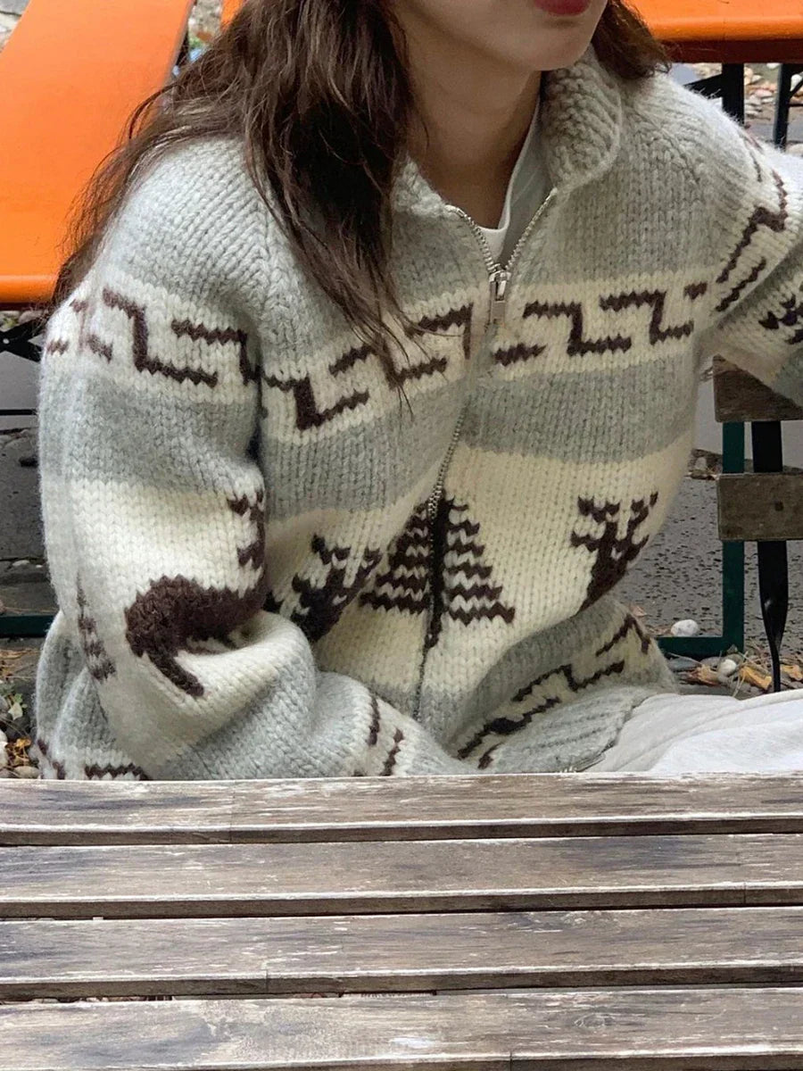 Cloud-Soft Reindeer Christmas Cardigan