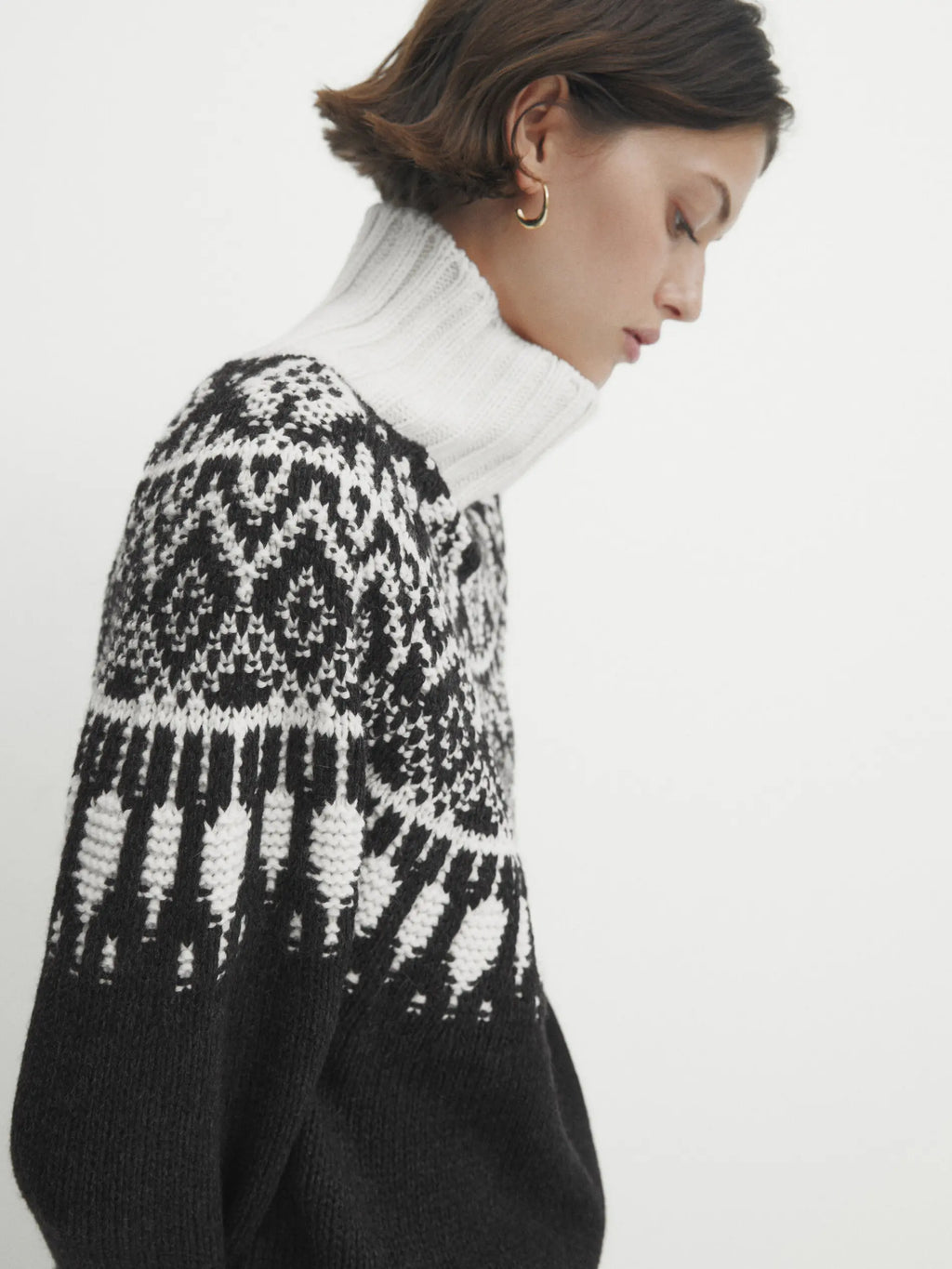 Classic Ethereal Spring Style Jacquard Turtleneck Sweater