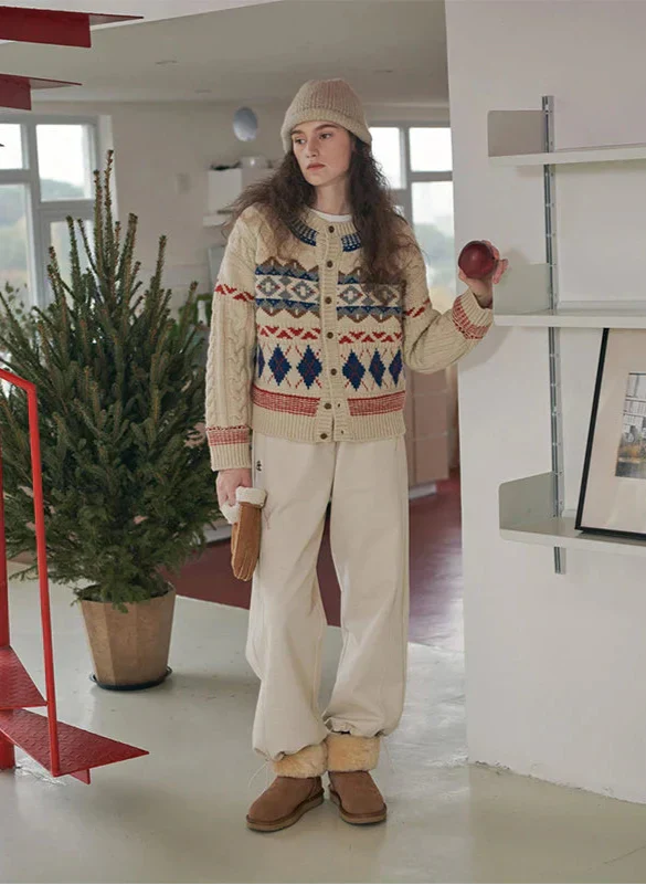 Cozy Vintage Christmas Argyle Knit Cardigan