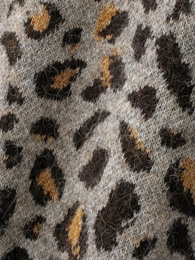 Leopard Knit Casual Cropped Sweater