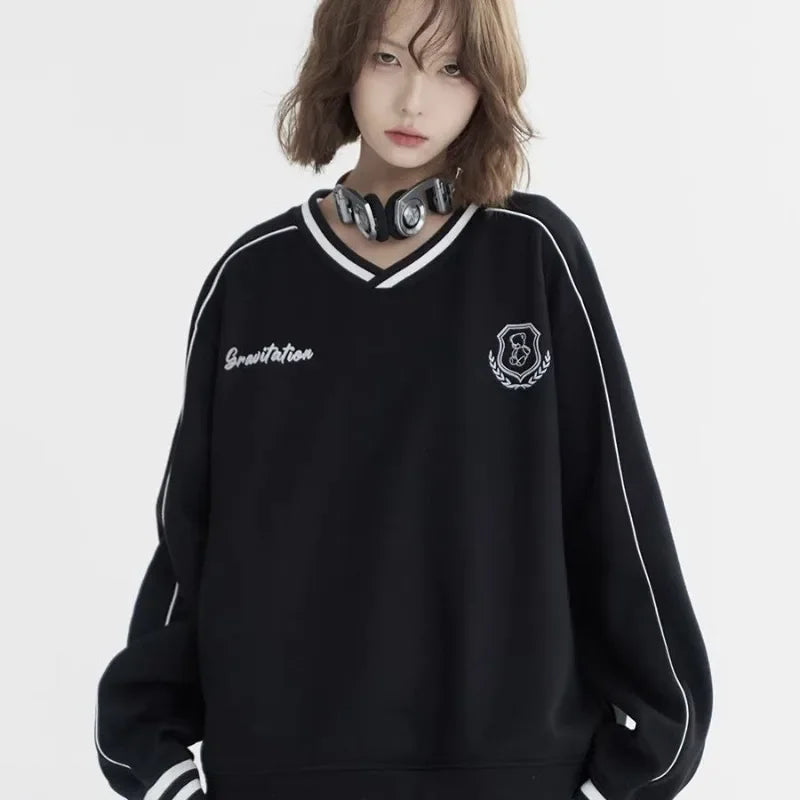 American Style Contrasting Color Retro V-Neck Sweatshirt